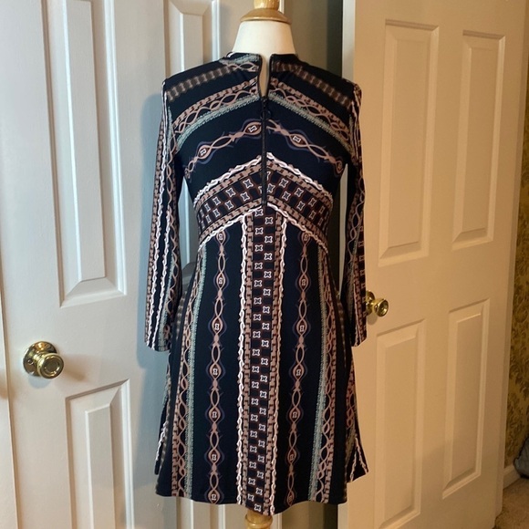 Free People Dress w/ Zipper Size Small in Like New Condition - Picture 1 of 11